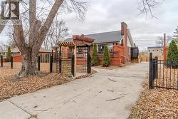 3310 Rankin  Windsor, ON N9E 3C1