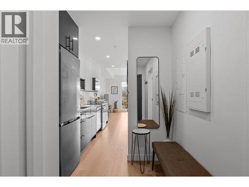 1380 Pridham Avenue Unit# 208 Lot# Sl 8, Kelowna, BC - Indoor