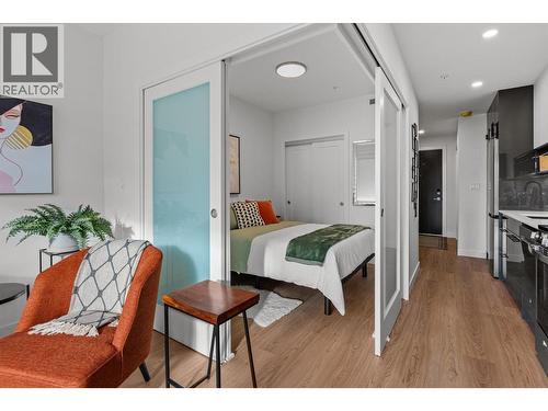 1380 Pridham Avenue Unit# 208 Lot# Sl 8, Kelowna, BC - Indoor Photo Showing Bedroom