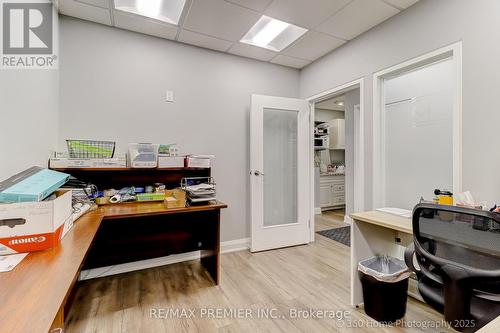 20 - 80 Carlauren Road N, Vaughan, ON 