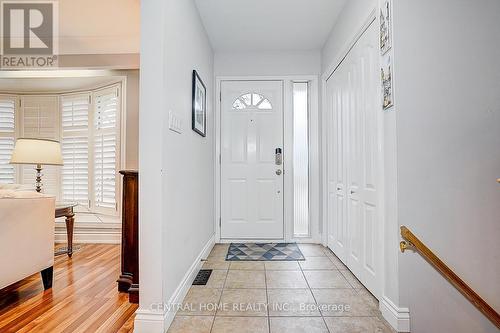 5192 Reeves Road, Burlington, ON - Indoor Photo Showing Other Room