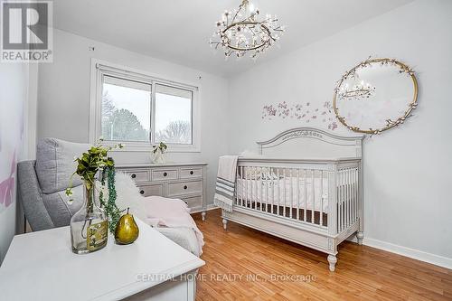 5192 Reeves Road, Burlington, ON - Indoor Photo Showing Bedroom