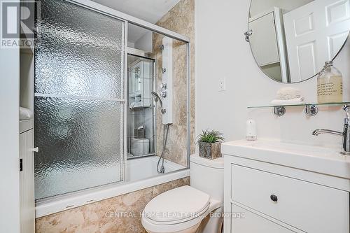 5192 Reeves Road, Burlington, ON - Indoor Photo Showing Bathroom