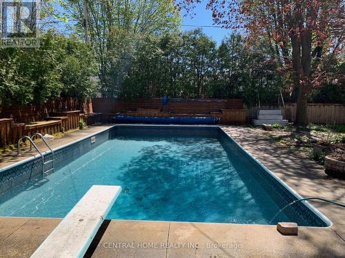 5192 Reeves Road, Burlington, ON - Outdoor With In Ground Pool With Backyard