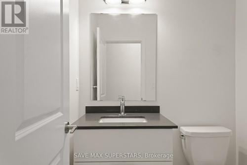 152 Greer Street, Barrie, ON - Indoor Photo Showing Bathroom