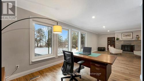 5467 Sixth Line, Milton, ON - Indoor Photo Showing Office