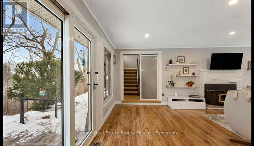5467 Sixth Line, Milton, ON - Indoor Photo Showing Other Room With Fireplace