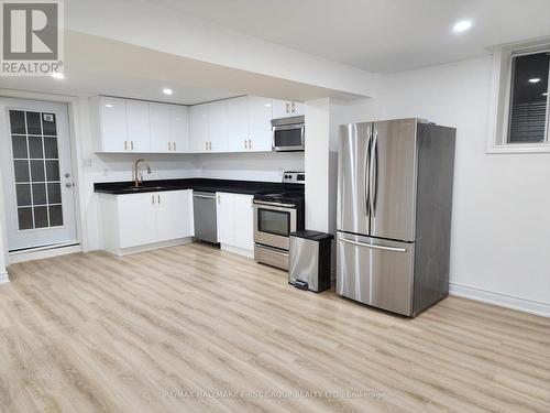 337 Old Harwood Avenue, Ajax, ON - Indoor Photo Showing Kitchen With Stainless Steel Kitchen