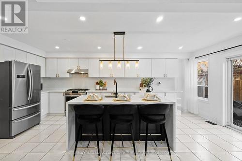 337 Old Harwood Avenue, Ajax, ON - Indoor Photo Showing Kitchen With Stainless Steel Kitchen With Upgraded Kitchen