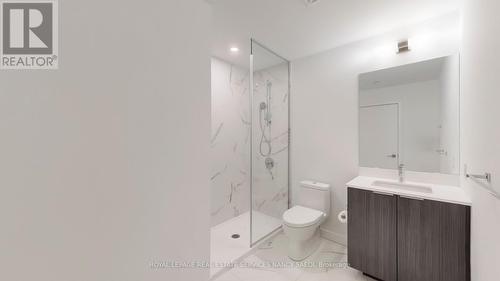 906 - 8 Olympic Garden Drive, Toronto, ON - Indoor Photo Showing Bathroom