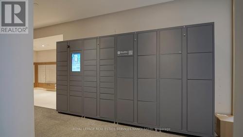 906 - 8 Olympic Garden Drive, Toronto, ON - Indoor Photo Showing Other Room