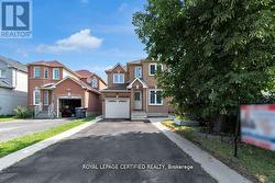 53 CHADWICK STREET  Brampton, ON L6Y 4Y1