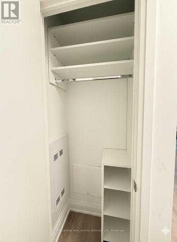 222 - 3250 Carding Mill Trail, Oakville, ON - Indoor With Storage