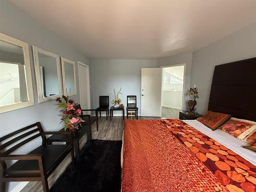 146 Wilkinson Crescent, Portage La Prairie, MB - Indoor Photo Showing Bedroom