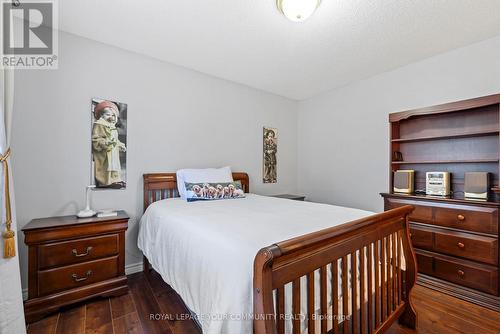 3 Nature Court, Hamilton, ON - Indoor Photo Showing Bedroom