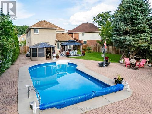 3 Nature Court, Hamilton, ON - Outdoor With In Ground Pool With Backyard With Exterior