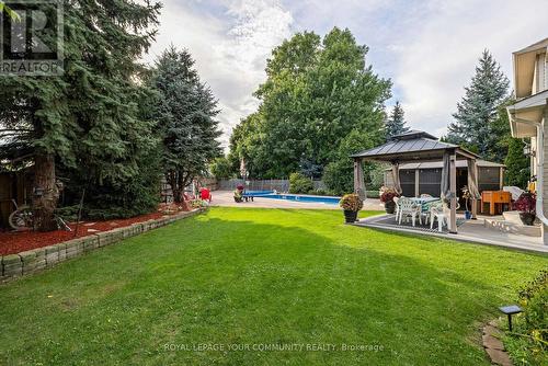 3 Nature Court, Hamilton, ON - Outdoor With In Ground Pool With Backyard