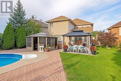 3 Nature Court, Hamilton, ON - Outdoor With In Ground Pool With Exterior