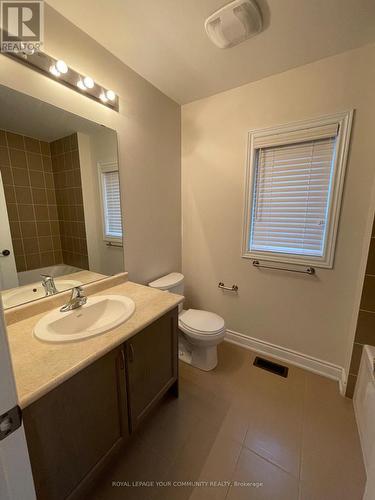 Main - 306 Cedar Hedge Road, Milton, ON - Indoor Photo Showing Bathroom