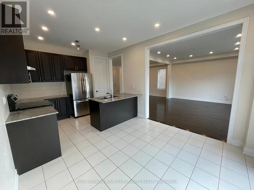 Main - 306 Cedar Hedge Road, Milton, ON - Indoor Photo Showing Kitchen