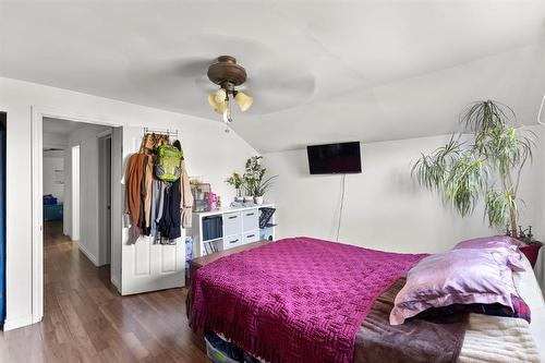 1170 Ingersoll Street, Winnipeg, MB - Indoor Photo Showing Bedroom