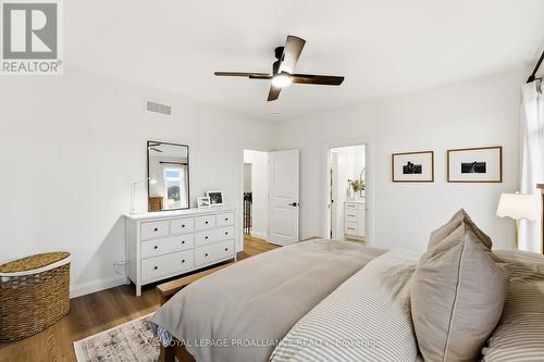 5 Hillcrest Drive, Quinte West (Murray Ward), ON - Indoor Photo Showing Bedroom