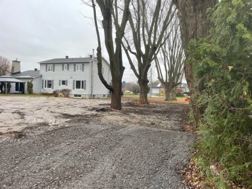 Exterior - Rue Anatole-Touchette, Saint-Jean-Sur-Richelieu, QC 