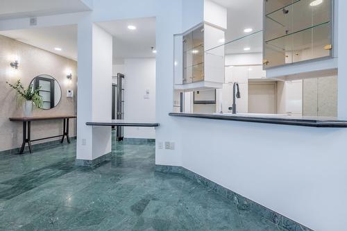 Kitchen - 1201-3 Boul. Simard, Saint-Lambert, QC - Indoor Photo Showing Other Room