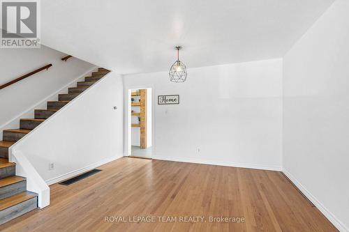 1308 Summerville Avenue, Ottawa, ON - Indoor Photo Showing Other Room