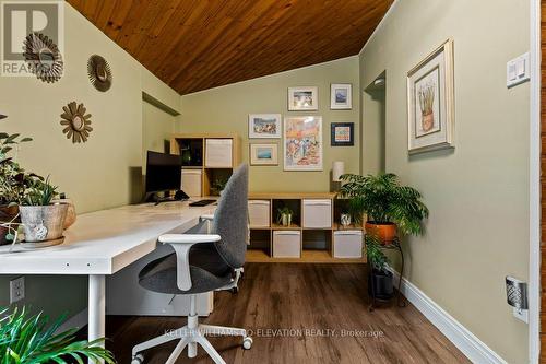 276 Graham Avenue S, Hamilton, ON - Indoor Photo Showing Office