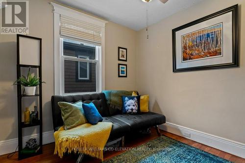 276 Graham Avenue S, Hamilton, ON - Indoor Photo Showing Other Room