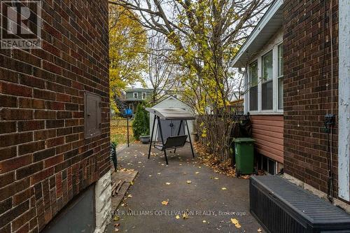 276 Graham Avenue S, Hamilton, ON - Outdoor With Exterior