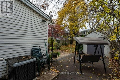 276 Graham Avenue S, Hamilton, ON - Outdoor