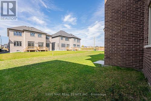 20 Bertram Gate, Whitby, ON - Outdoor