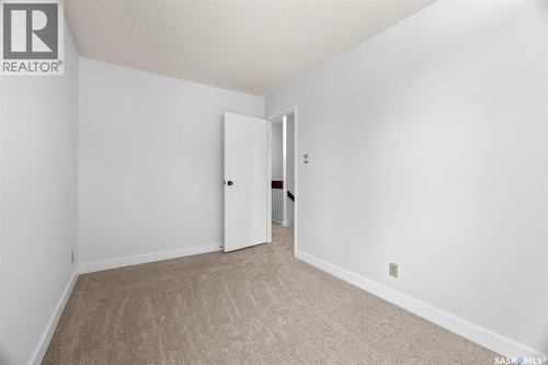 3927 Gordon Road, Regina, SK - Indoor Photo Showing Other Room
