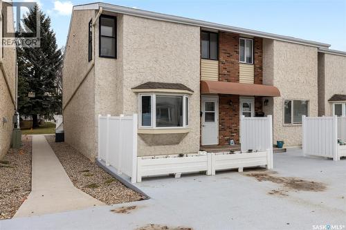 3927 Gordon Road, Regina, SK - Outdoor