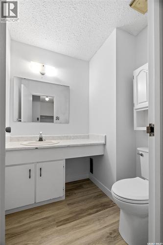 3927 Gordon Road, Regina, SK - Indoor Photo Showing Bathroom