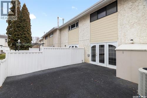 3927 Gordon Road, Regina, SK - Outdoor