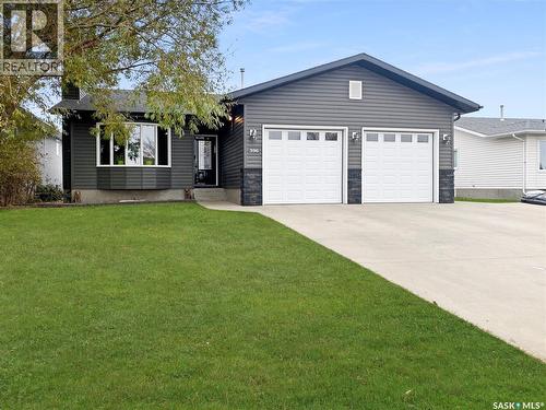 396 Petterson Drive, Estevan, SK - Outdoor
