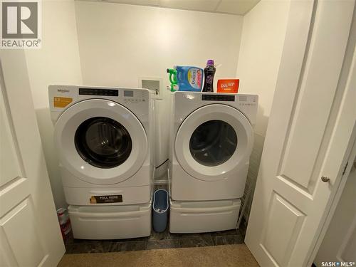 396 Petterson Drive, Estevan, SK - Indoor Photo Showing Laundry Room