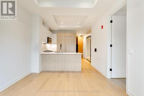 307 - 123 Maurice Drive, Oakville, ON - Indoor