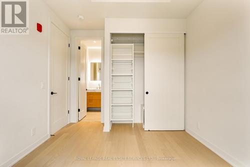 307 - 123 Maurice Drive, Oakville, ON - Indoor Photo Showing Other Room