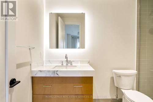 307 - 123 Maurice Drive, Oakville, ON - Indoor Photo Showing Bathroom