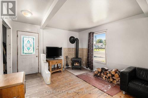 2877 Principale Street, Alfred And Plantagenet, ON - Indoor With Fireplace