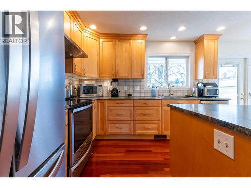 1081 Davie Avenue, Prince George, BC - Indoor Photo Showing Kitchen