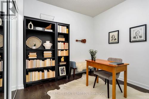 401 - 760 The Queensway, Toronto, ON - Indoor