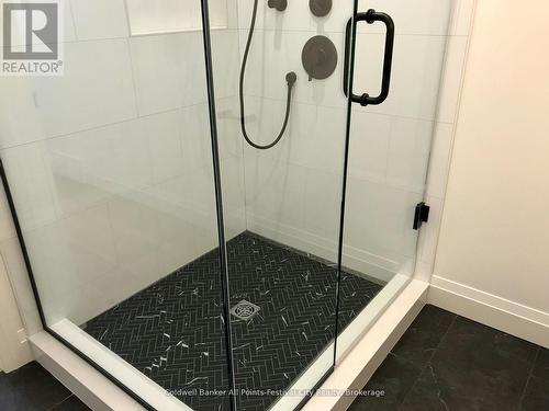 169 Wimpole Street, West Perth (Mitchell), ON - Indoor Photo Showing Bathroom