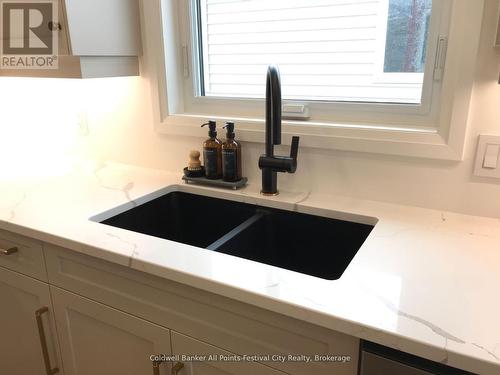 169 Wimpole Street, West Perth (Mitchell), ON - Indoor Photo Showing Kitchen With Double Sink
