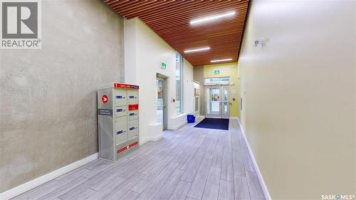 405 409 B Avenue S, Saskatoon, SK - Indoor