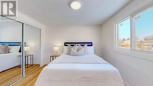 71 Koch Drive, Guelph, ON - Indoor Photo Showing Bedroom